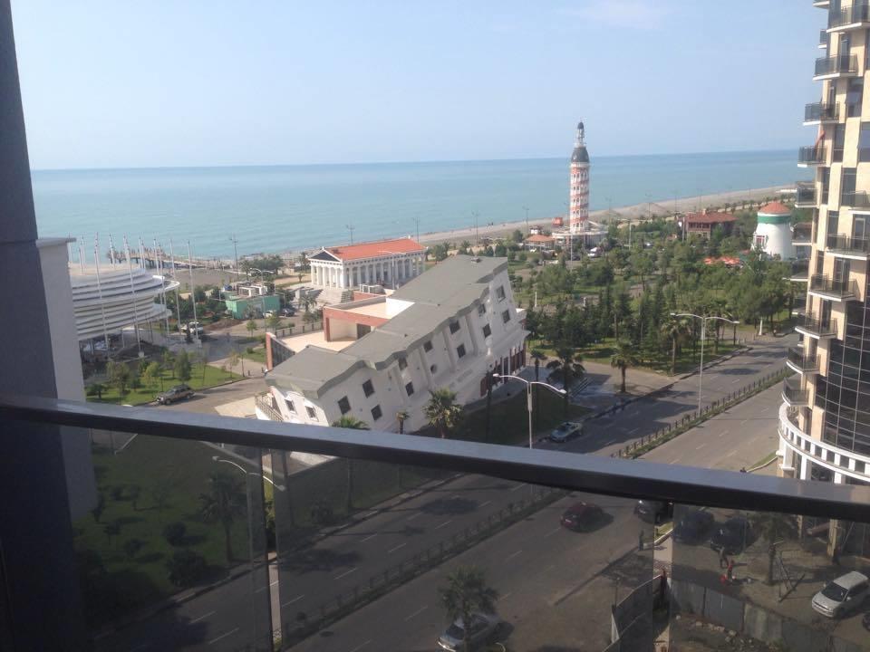 Apartment Sea Tower Khimshiashvili 15 巴统 外观 照片